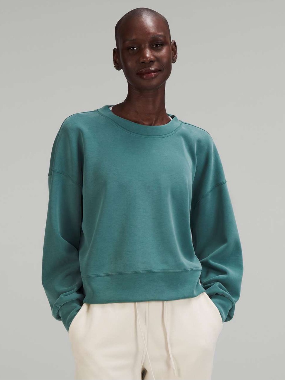 Lululemon Perfectly Oversized Cropped Crew *Softstreme - Picture 1 of 3